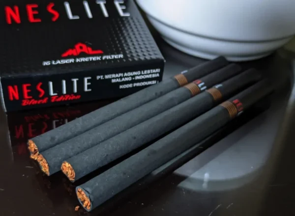 Neslite Black Edition 16