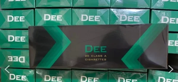Dee Green นิโคติน 📏